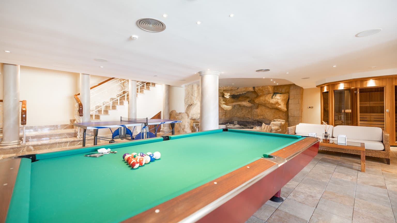 Ultra-Luxury Waterfront Villa with Private Sea Access in Palma Bay - Gallery image 37