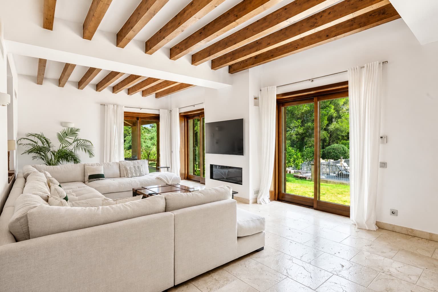 Finca-style Villa with Holiday Rental licens  in Santa Ponsa - Gallery image 6