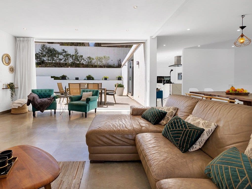 Modern Costa Den Blanes Villa with Pool For Sale - Gallery image 23