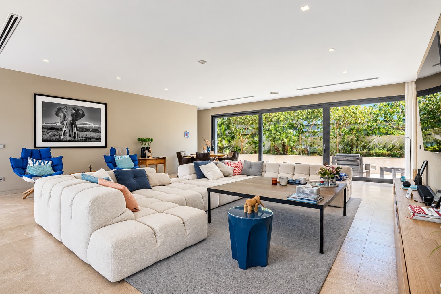 Modern Villa with Sea Views Beside a Protected Nature Reserve in Santa Ponça - Gallery image 8