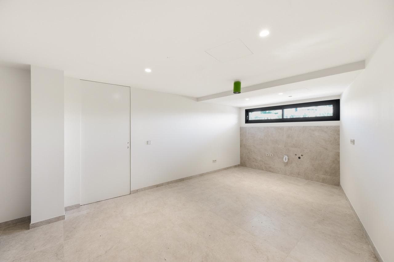 Modern 5-Bedroom Villa in Cas Catala with Sea Views House Nr. 1 - Gallery image 27