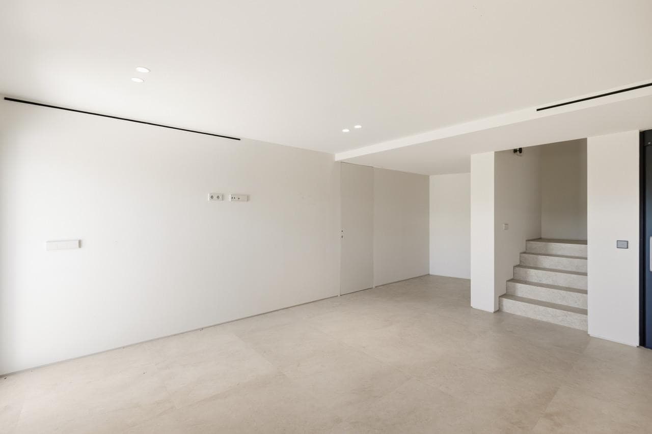 Modern 5-Bedroom Villa in Cas Catala with Sea Views House Nr. 1 - Gallery image 31