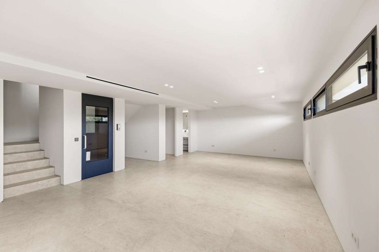 Modern 5-Bedroom Villa in Cas Catala with Sea Views House Nr. 1 - Gallery image 37