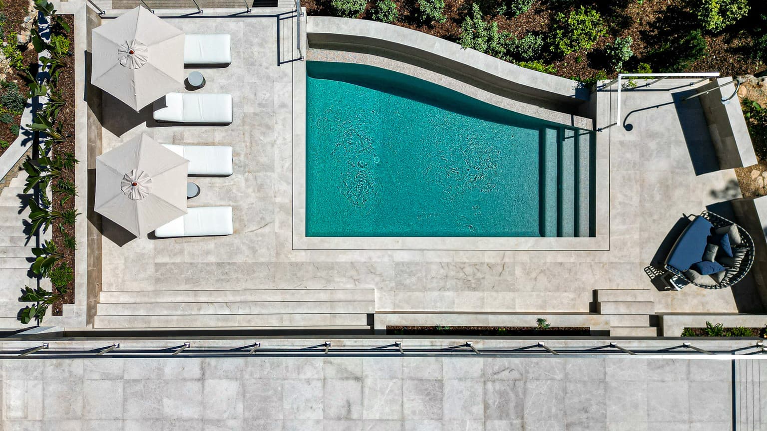 Modern 5-Bed Villa in Bendinat with Pool & Gym - Gallery image 4