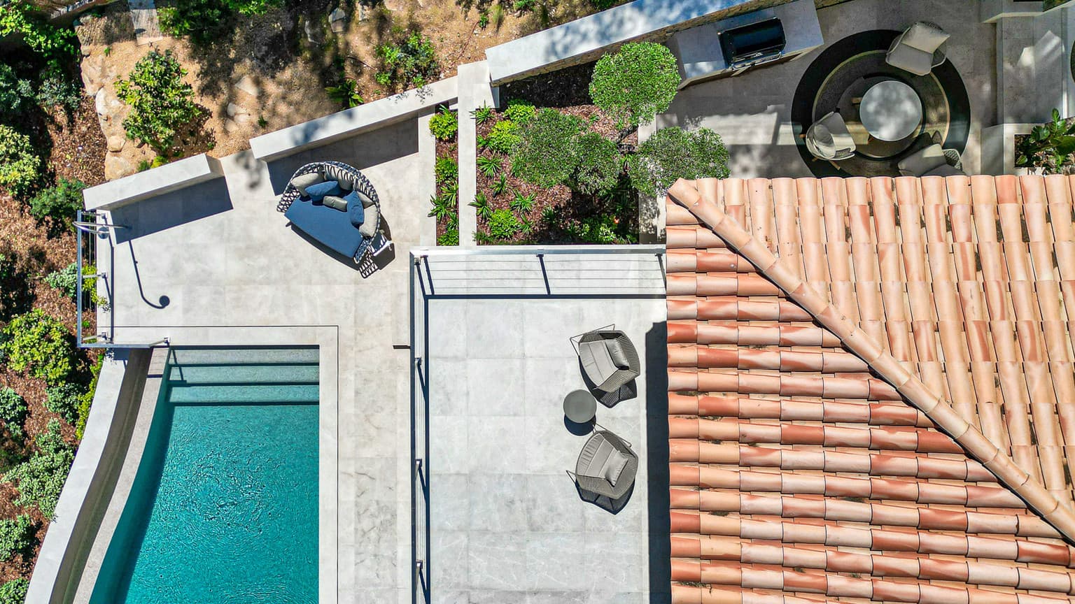 Modern 5-Bed Villa in Bendinat with Pool & Gym - Gallery image 5