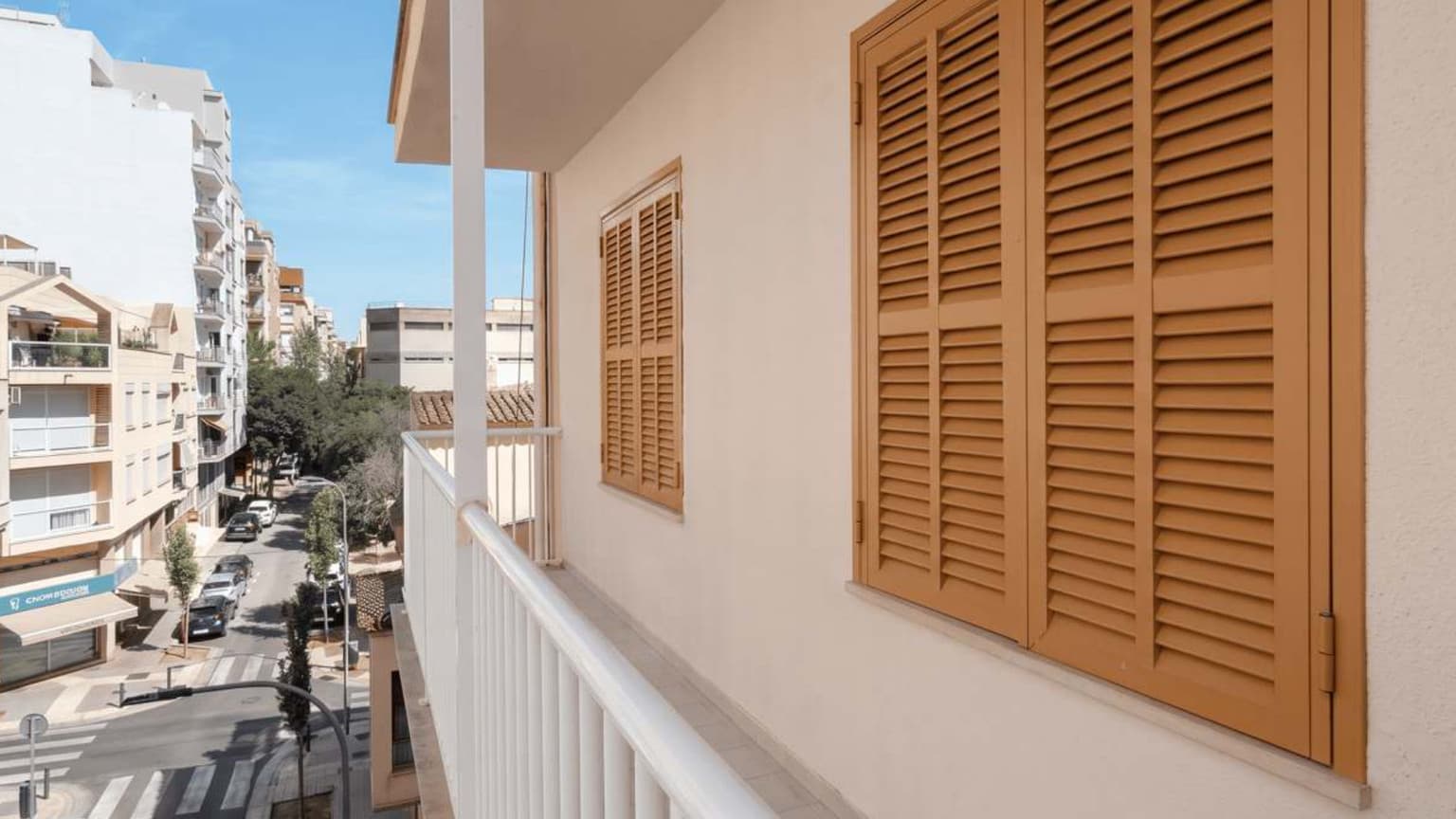 Renovated 3-Bedroom Apartment with Balcony in Santa Catalina, Palma - Gallery image 12