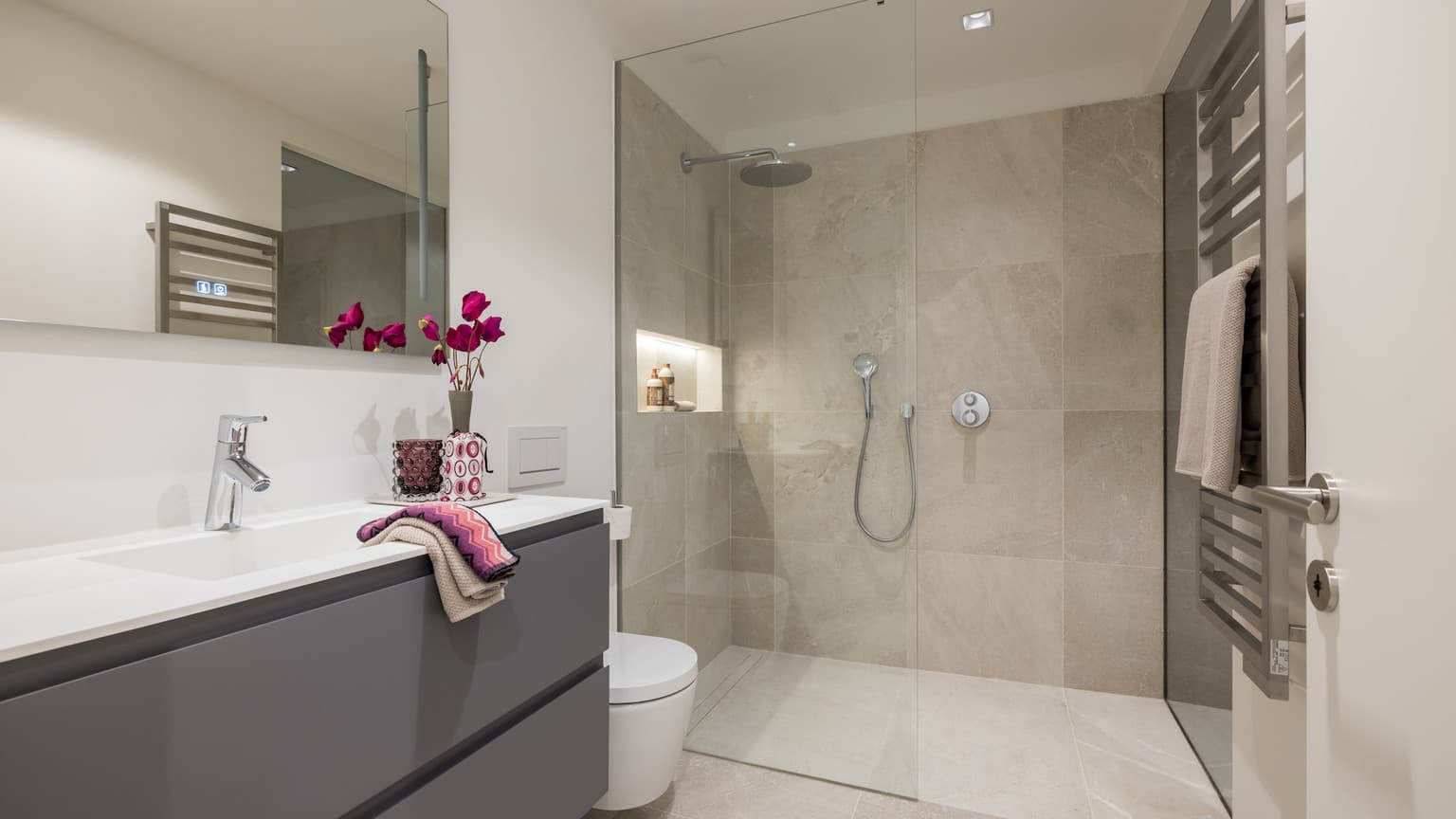 New Build key ground floor apartment with private pool and Seaview - Gallery image 12
