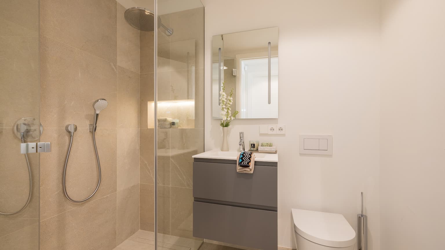 New build Ground floor Apartment with Seaview and Private pool - Gallery image 13