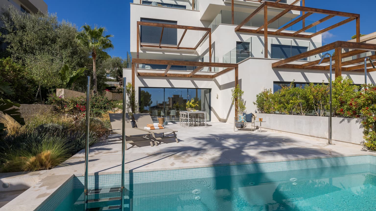 New build Ground floor Apartment with Seaview and Private pool - Gallery image 2