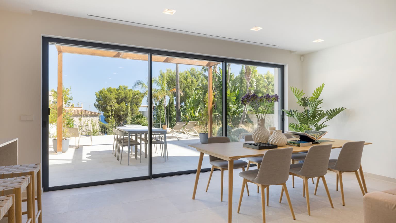 New build Ground floor Apartment with Seaview and Private pool - Gallery image 8