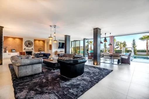Spacious Santa Ponsa Villa with Pool and Gym - Gallery image 15