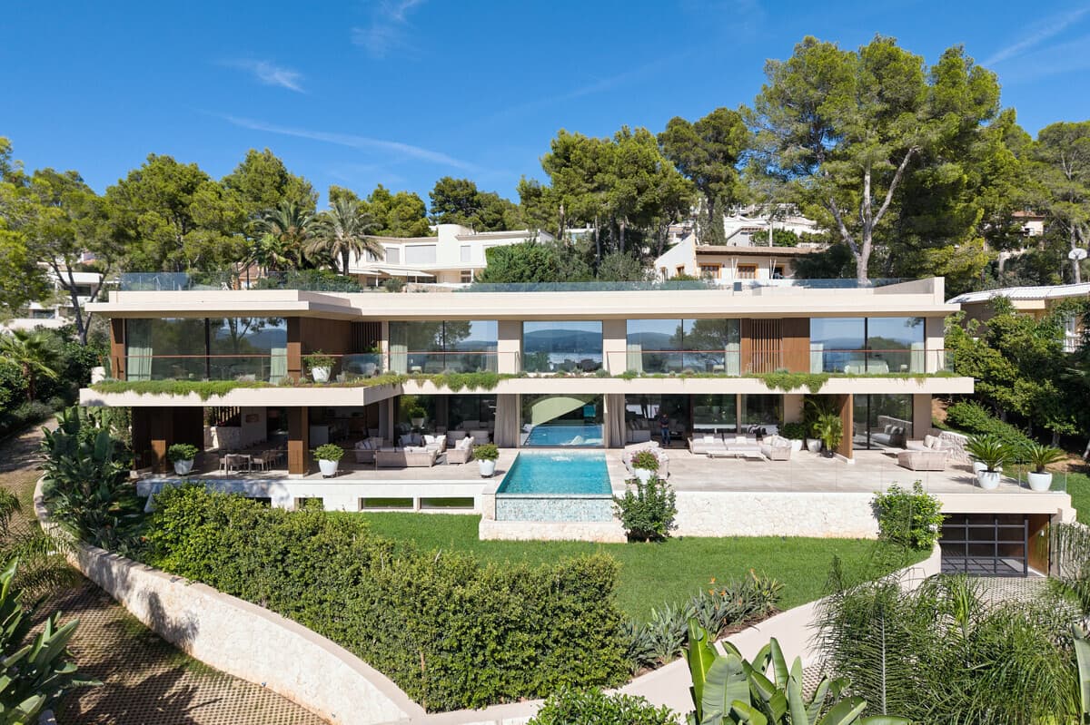 Design Villa with Sea View and Pool in Portals Nous - Gallery image 1