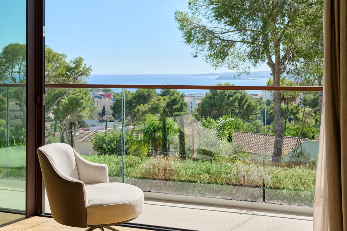 Design Villa with Sea View and Pool in Portals Nous - Gallery image 15