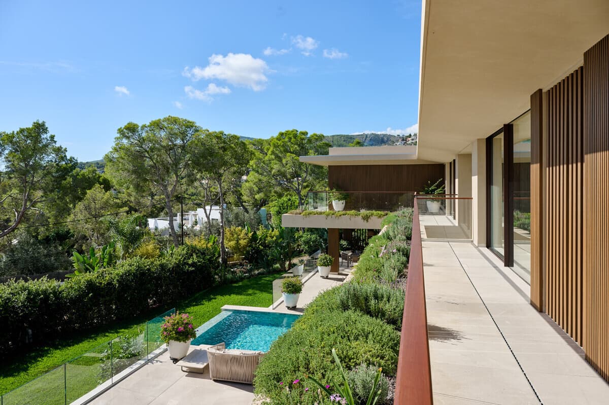 Design Villa with Sea View and Pool in Portals Nous - Gallery image 23