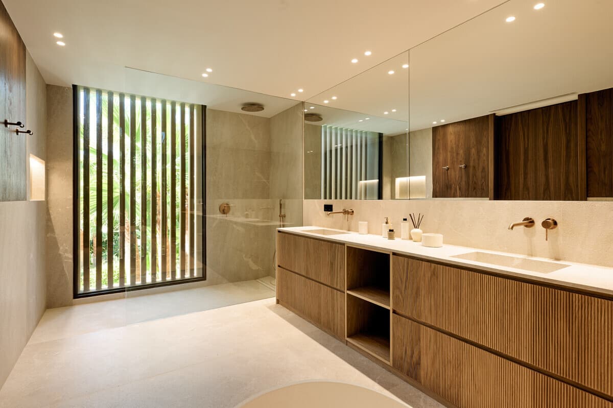 Design Villa with Sea View and Pool in Portals Nous - Gallery image 27