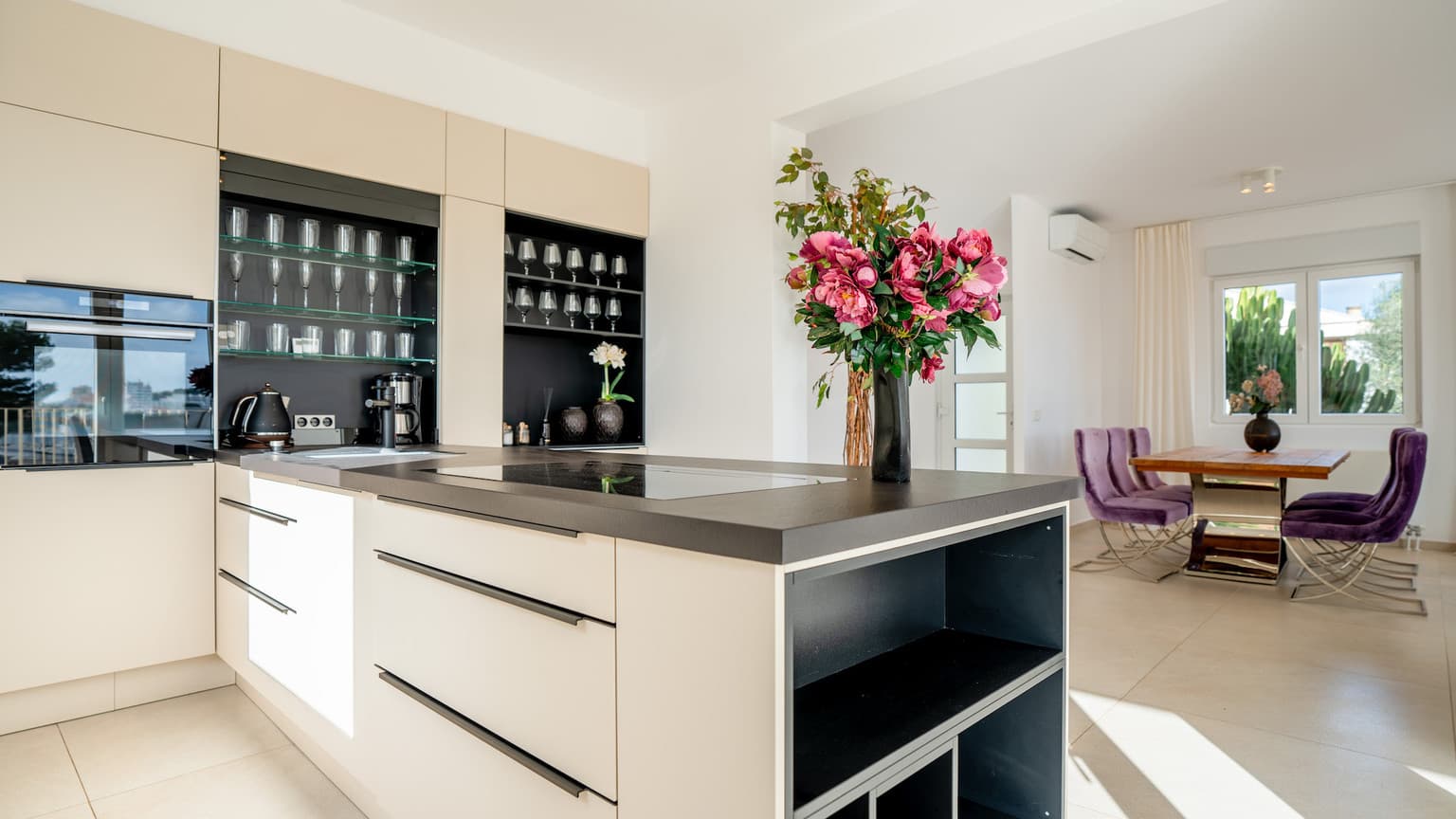 Modern Villa close to the beach in Palmanova - Gallery image 7