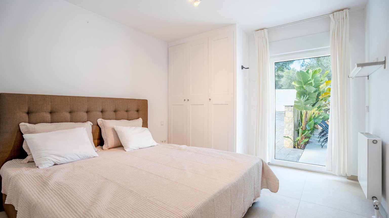 Modern Villa close to the beach in Palmanova - Gallery image 16