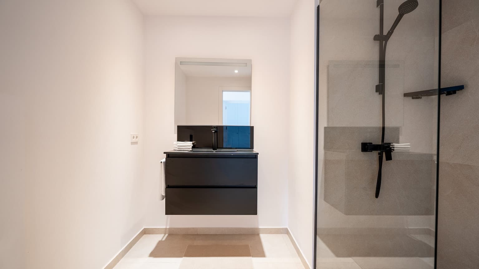 Modern Villa close to the beach in Palmanova - Gallery image 15