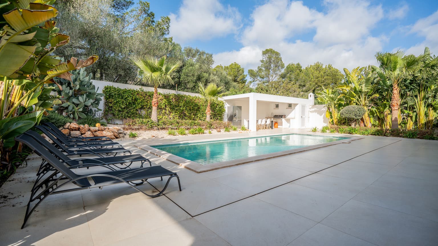 Modern Villa close to the beach in Palmanova - Gallery image 2