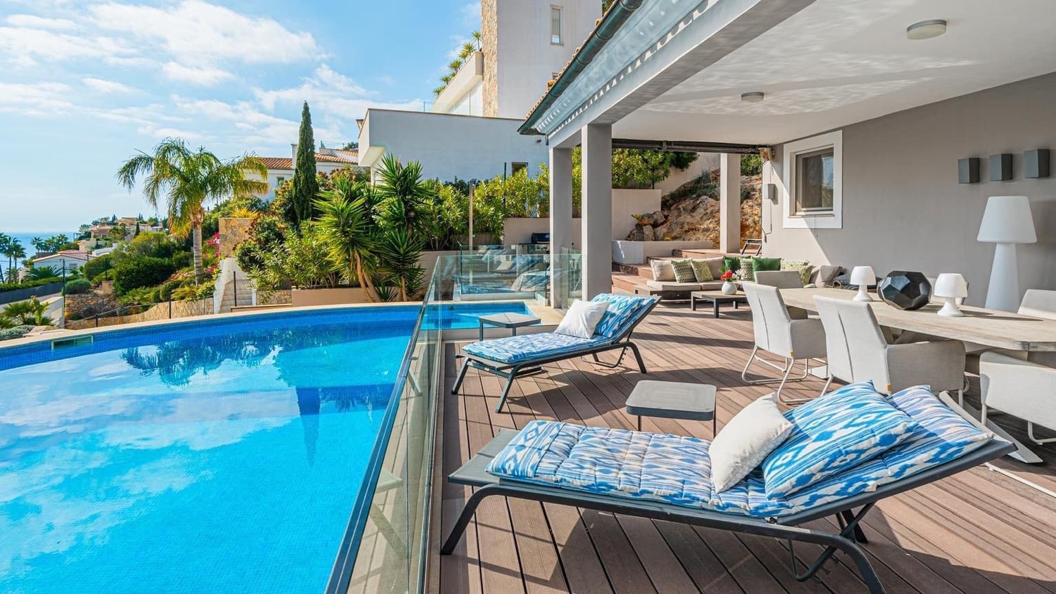 Spacious Andratx Villa with Sea View Pool - Gallery image 3