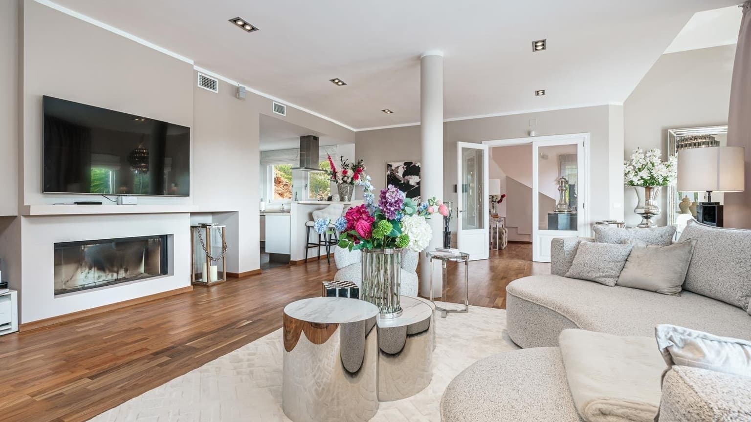 Spacious Andratx Villa with Sea View Pool - Gallery image 12