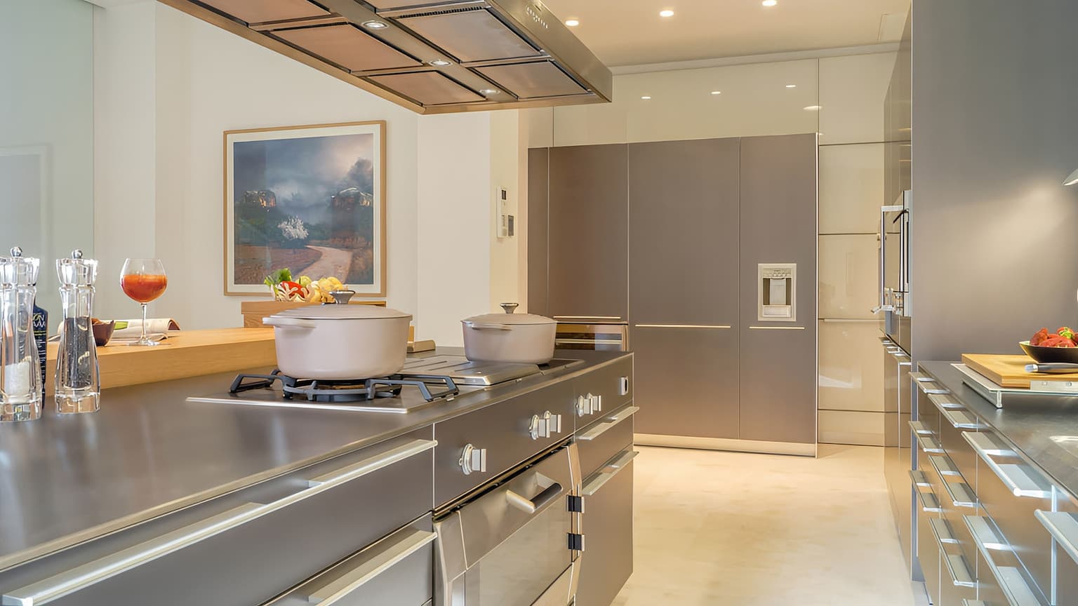 Unique seaside property with sea Acess and two separate villas - Gallery image 28