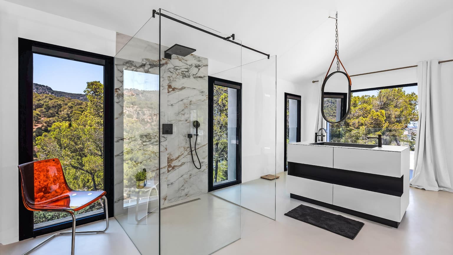 Spacious Cas Catala Villa With Sea View - Gallery image 5