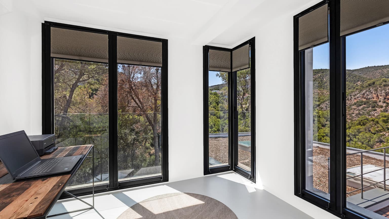 Spacious Cas Catala Villa With Sea View - Gallery image 11