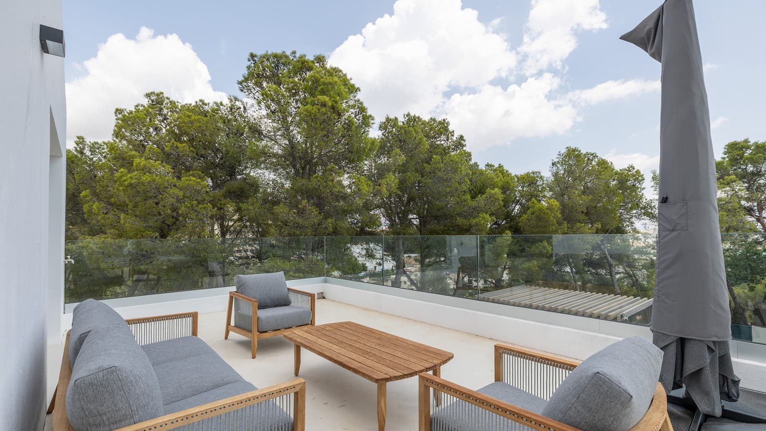 Spacious Cas Catala Villa With Sea View - Gallery image 23