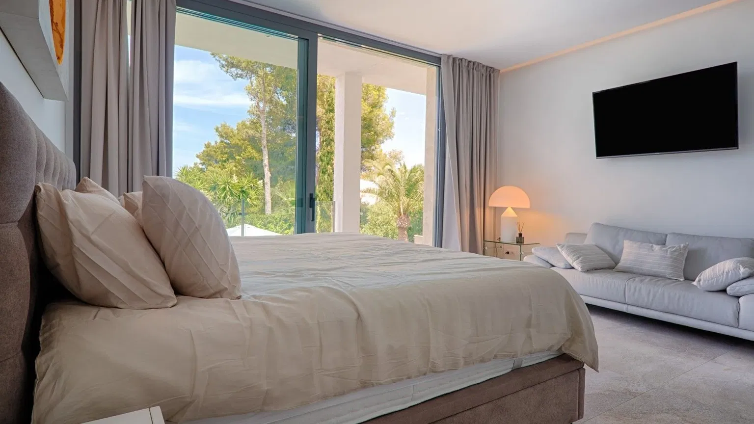 Villa Select- Modern 4 Bedroom Villa in Santa Ponsa - Gallery image 16