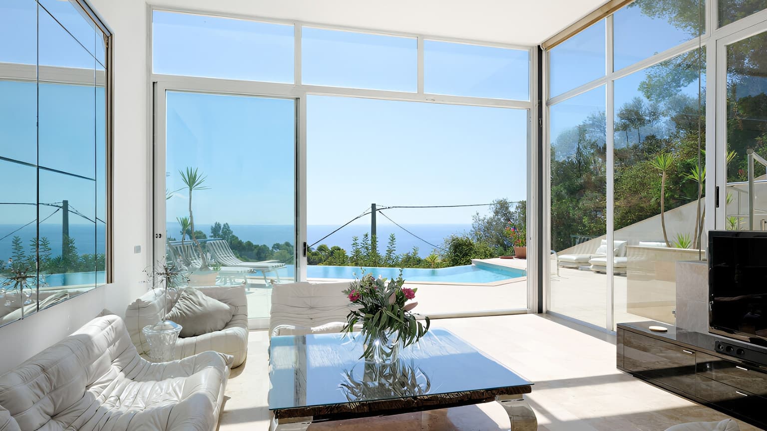 Sea View Villa with Pool in Costa Den Blanes - Gallery image 4