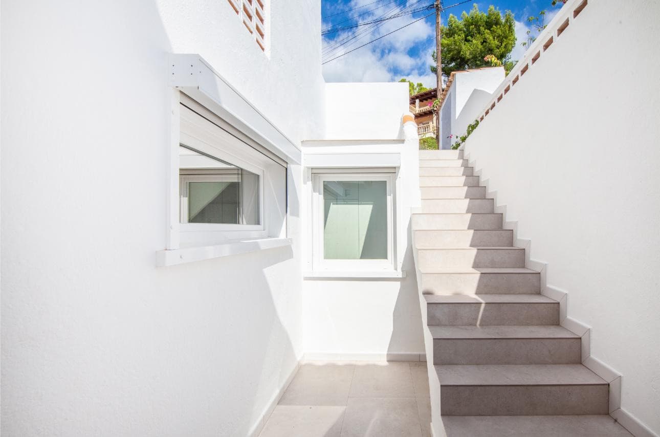 For Sale Furnished Villa with Sea View Mallorca - Gallery image 1
