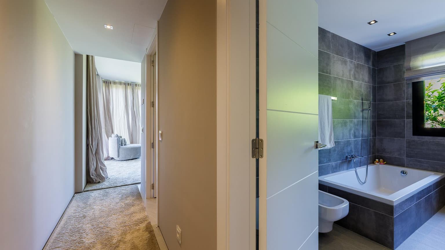 Fully Furnished Villa with Pool in Cala Vinyes - Gallery image 26