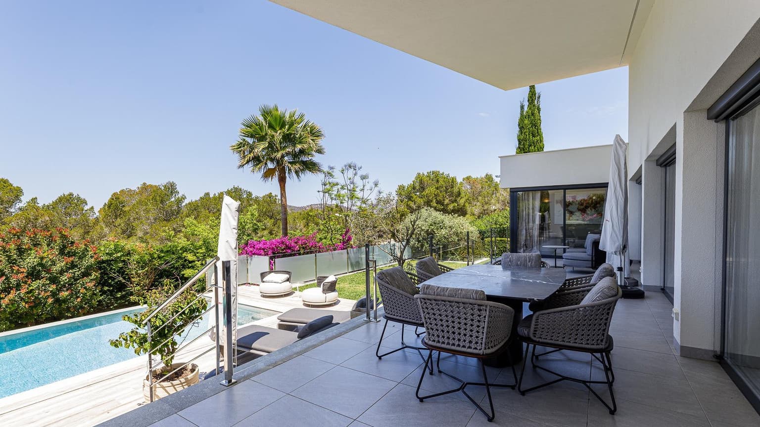 Fully Furnished Villa with Pool in Cala Vinyes - Gallery image 31