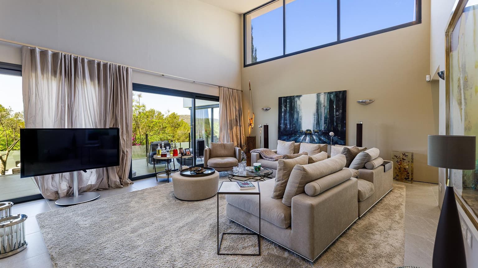 Fully Furnished Villa with Pool in Cala Vinyes - Gallery image 12