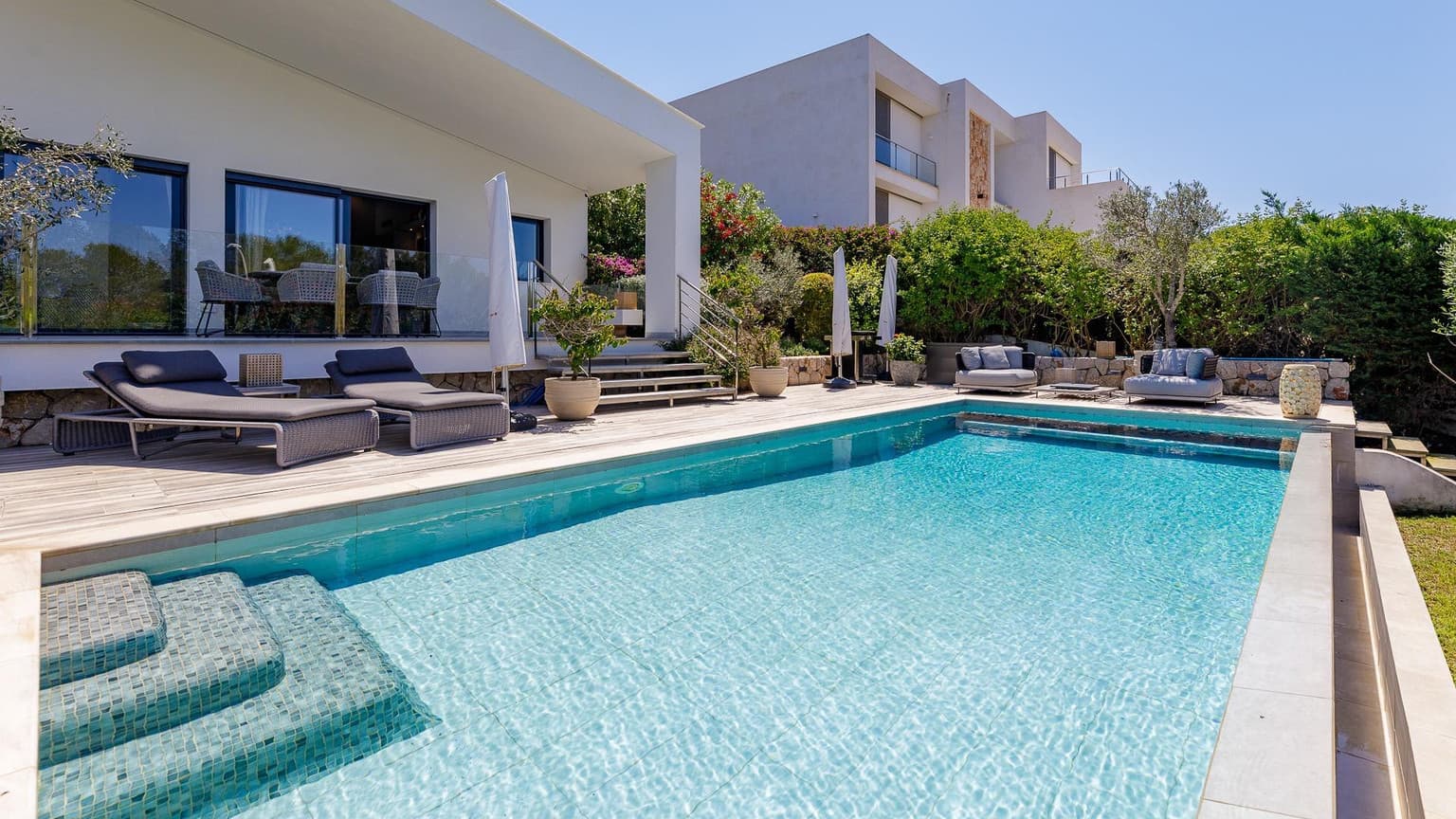 Fully Furnished Villa with Pool in Cala Vinyes - Gallery image 5