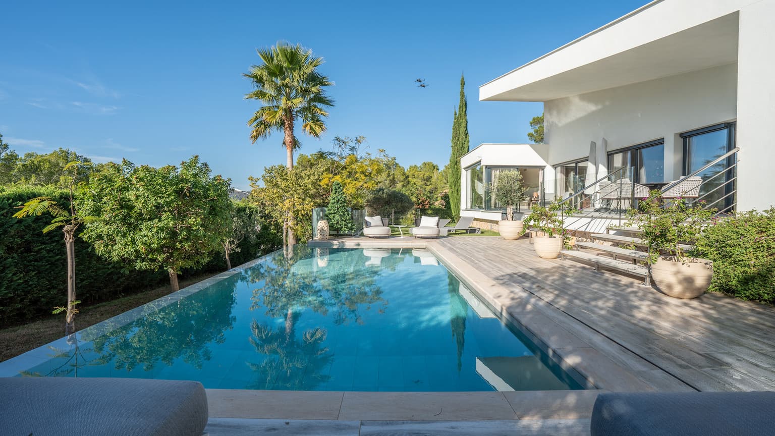 Fully Furnished Villa with Pool in Cala Vinyes - Gallery image 25