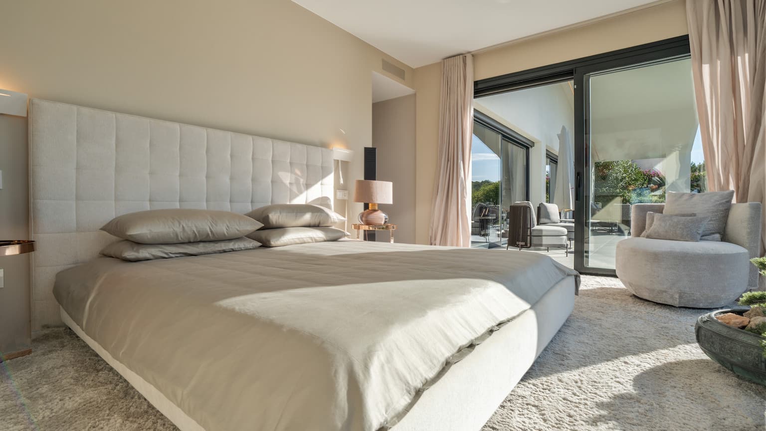 Fully Furnished Villa with Pool in Cala Vinyes - Gallery image 9