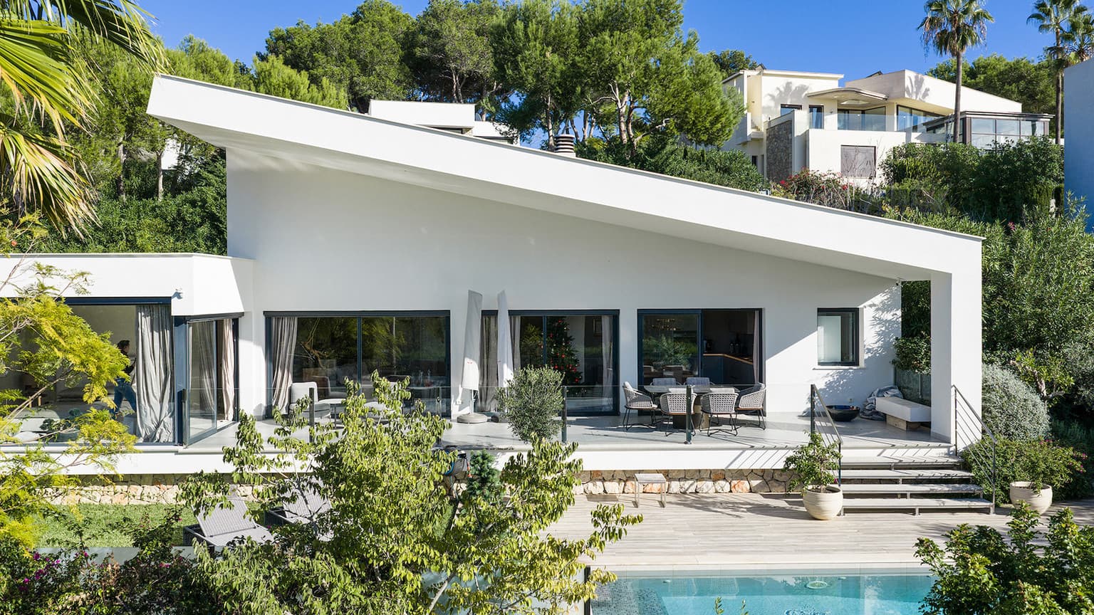 Fully Furnished Villa with Pool in Cala Vinyes - Gallery image 26