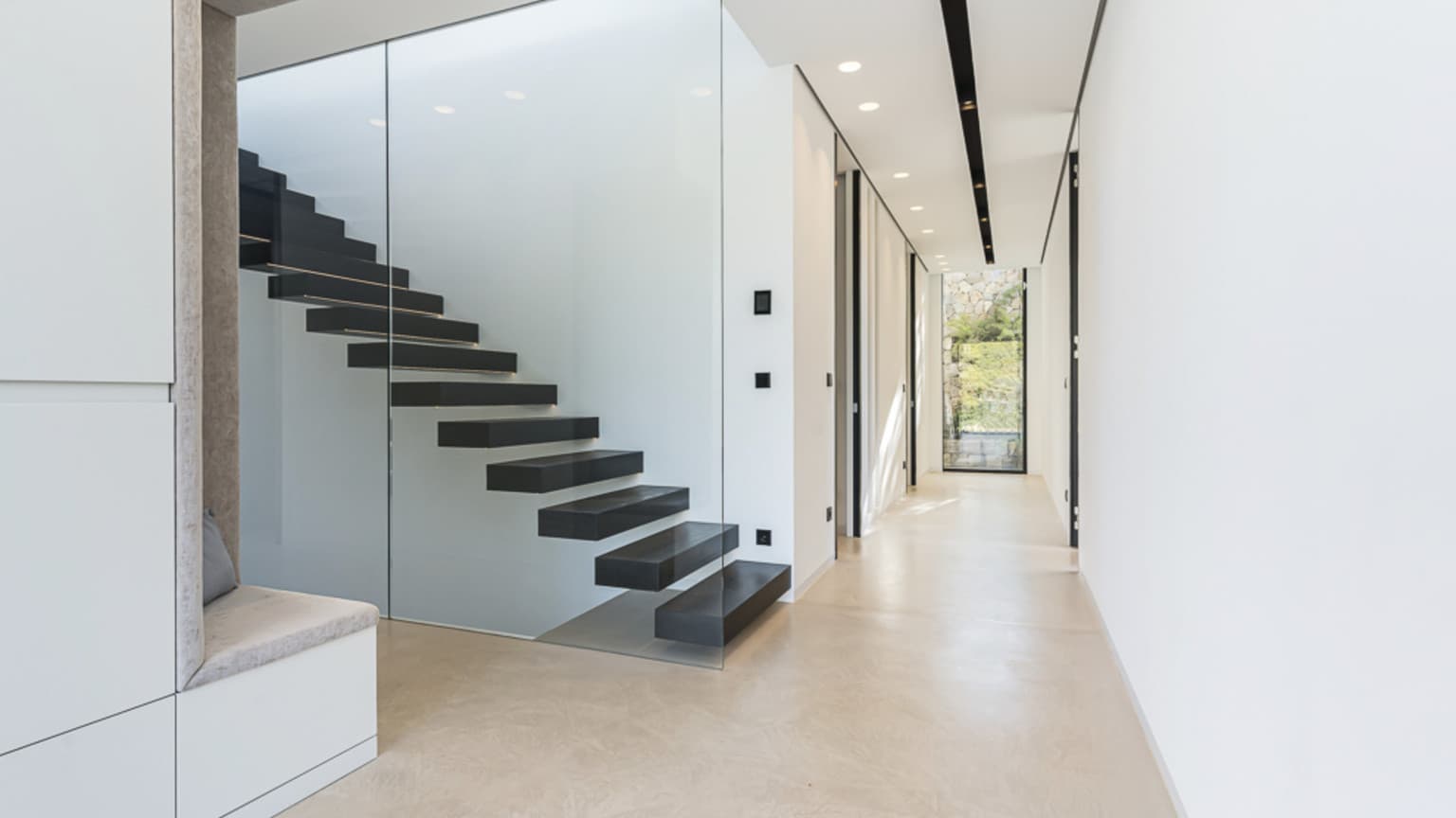 Luxury designed Villa Bendinat walking distance beach - Gallery image 10