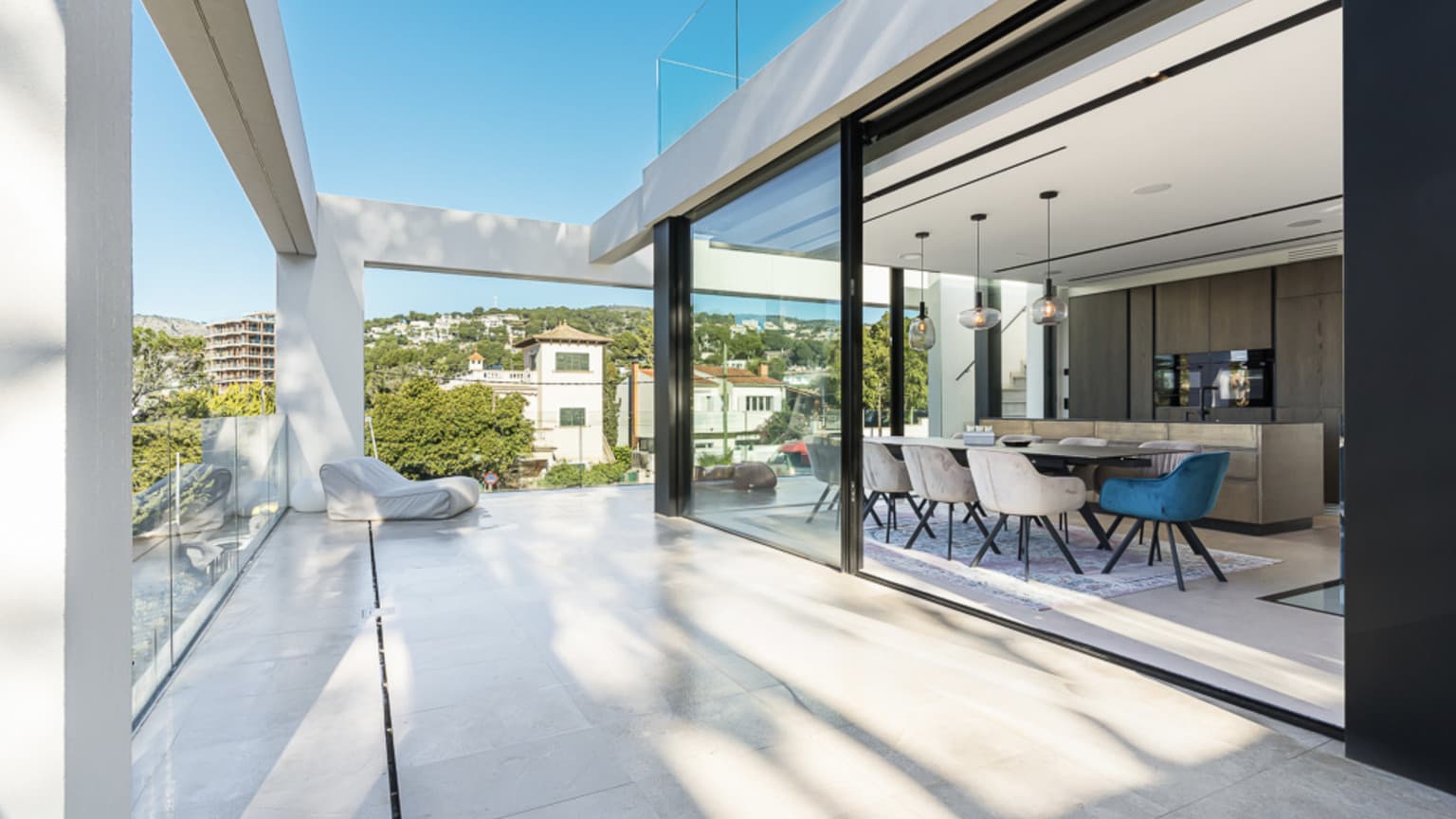 Luxury designed Villa Bendinat walking distance beach - Gallery image 15