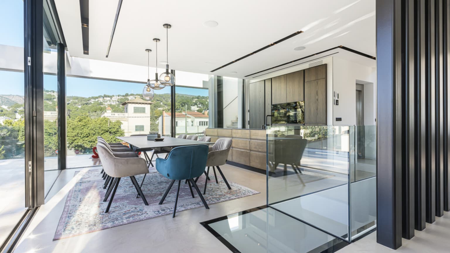 Luxury designed Villa Bendinat walking distance beach - Gallery image 4