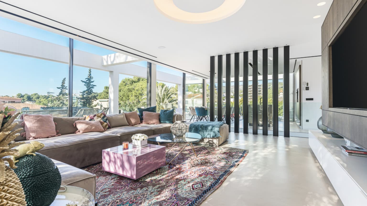 Luxury designed Villa Bendinat walking distance beach - Gallery image 5