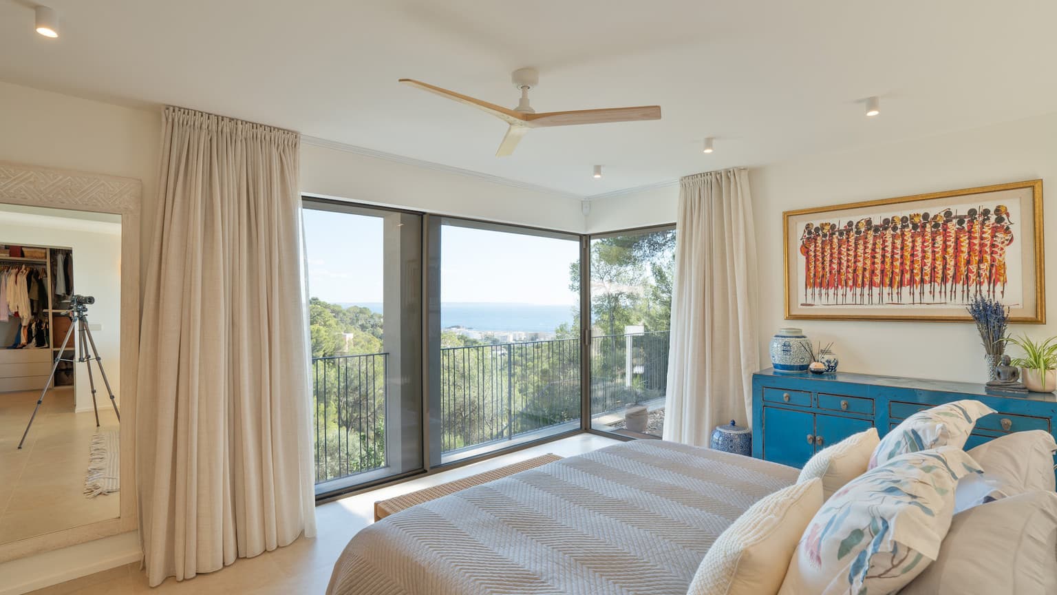 Exclusive with us - Modern New-Build Villa with Sea Views and Mediterranean Charm - Gallery image 16