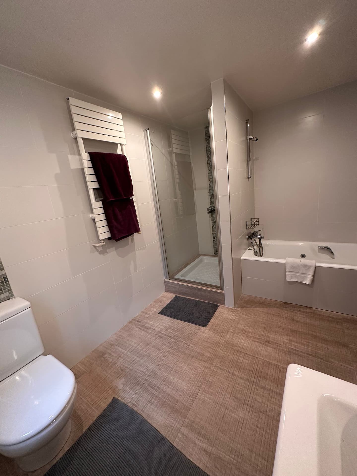 Beautiful Four Bedroom Villa in Sunny Costa Den Blanes - Gallery image 12