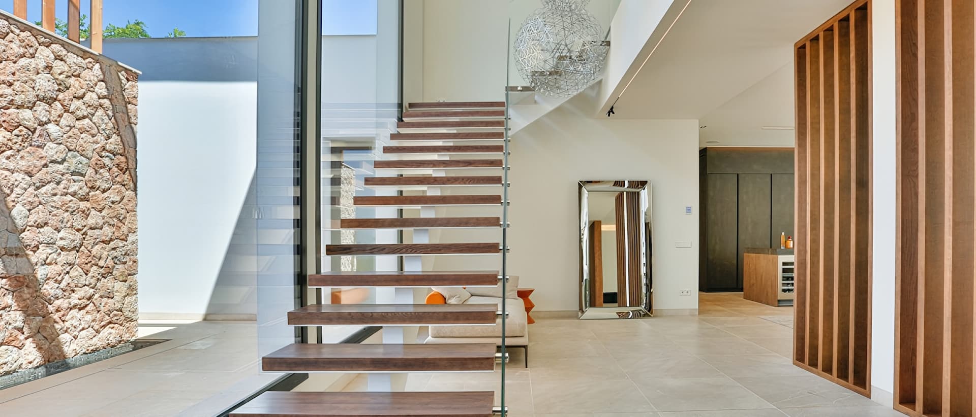 Modern Santa Ponsa Villa with Pool and Gym - Gallery image 11