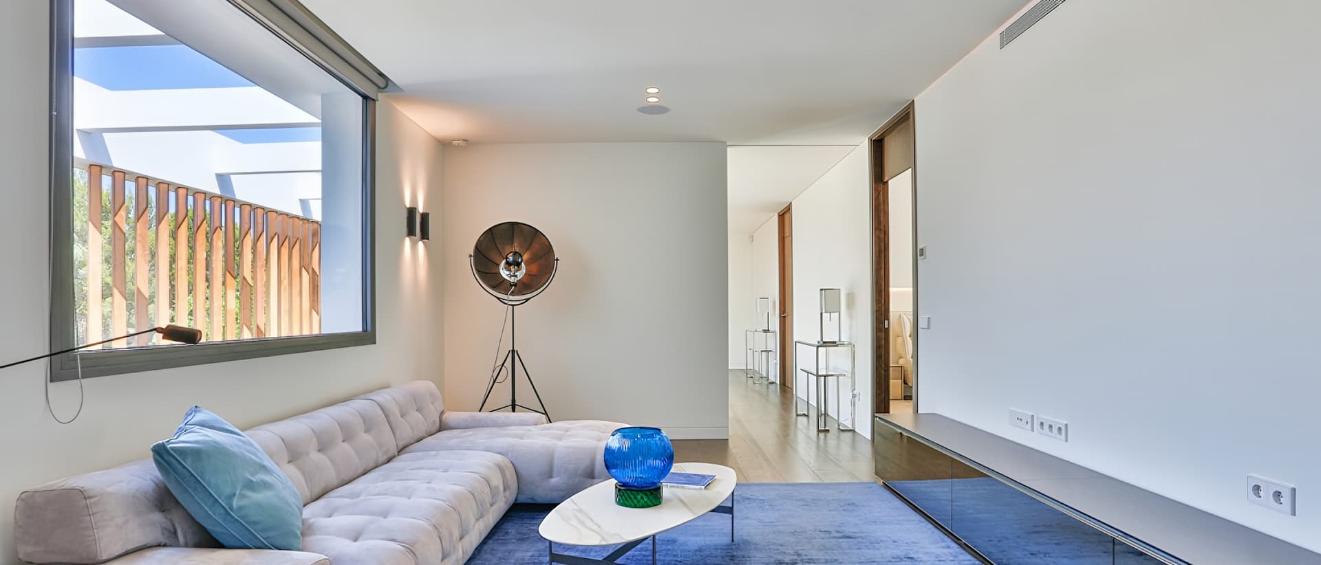 Modern Santa Ponsa Villa with Pool and Gym - Gallery image 17