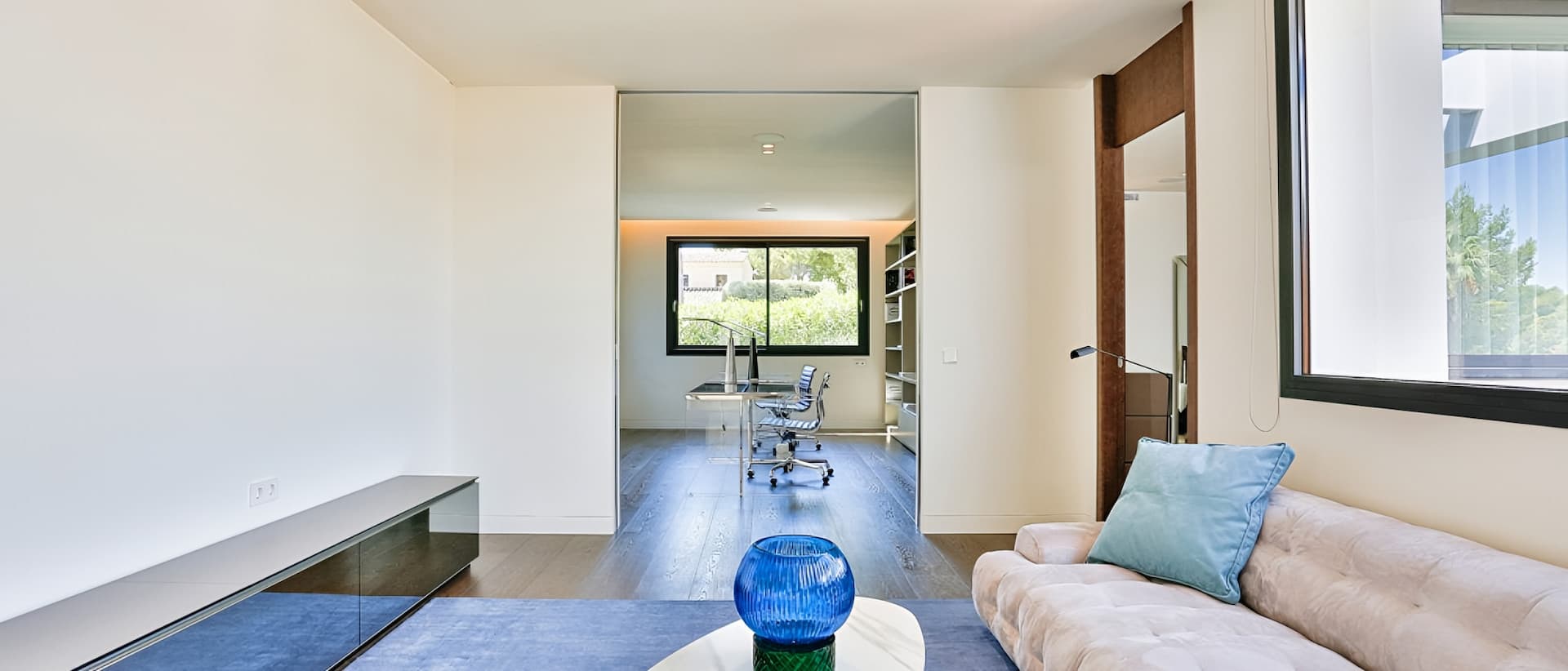 Modern Santa Ponsa Villa with Pool and Gym - Gallery image 19