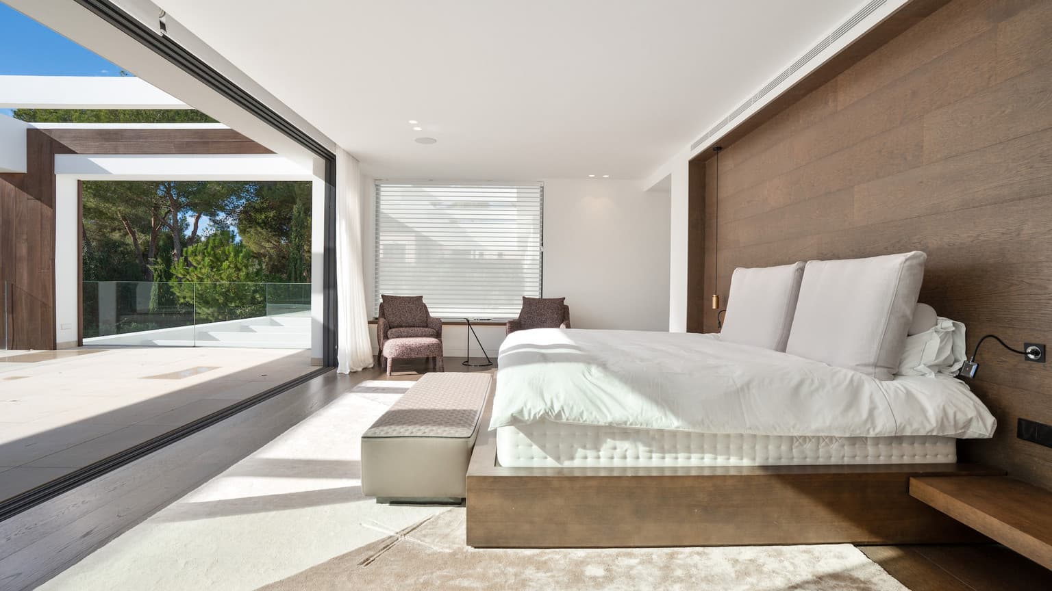 Exquisite Contemporary Villa with Heated Pool, Gym & Spa in Santa Ponsa - Gallery image 15