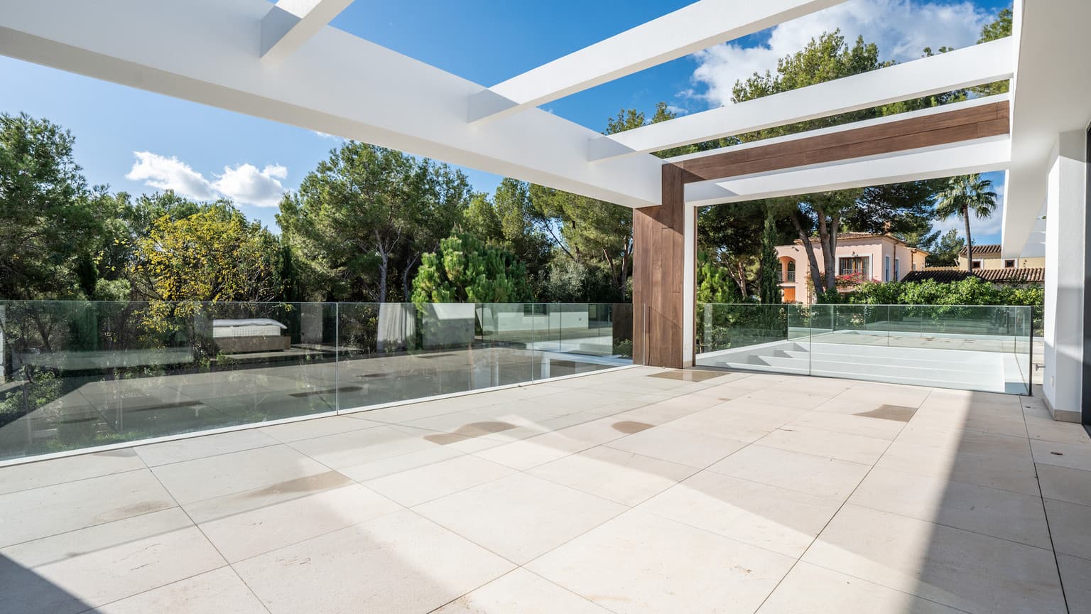 Exquisite Contemporary Villa with Heated Pool, Gym & Spa in Santa Ponsa - Gallery image 3